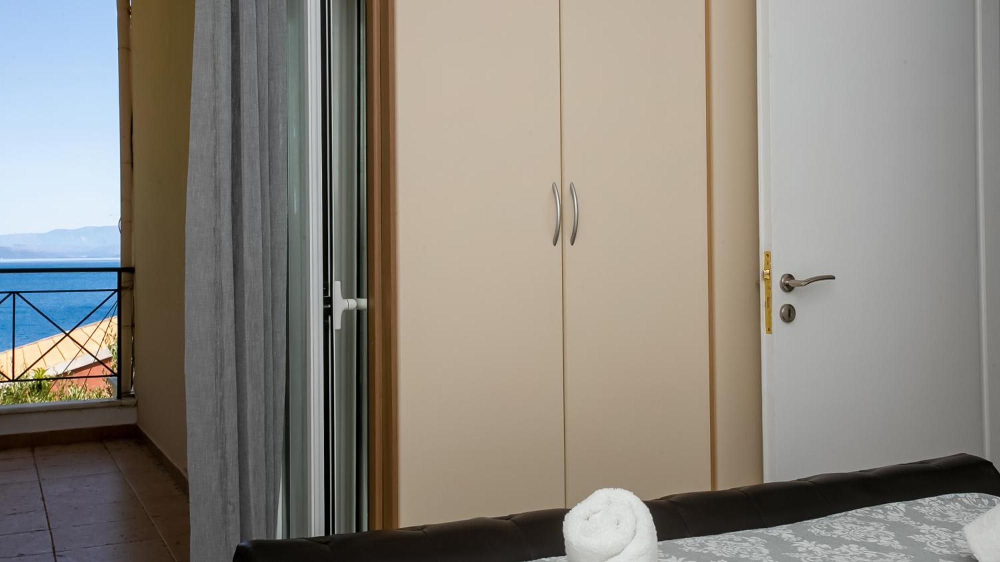 Ionian Grand Apartment Kornata Luaran gambar