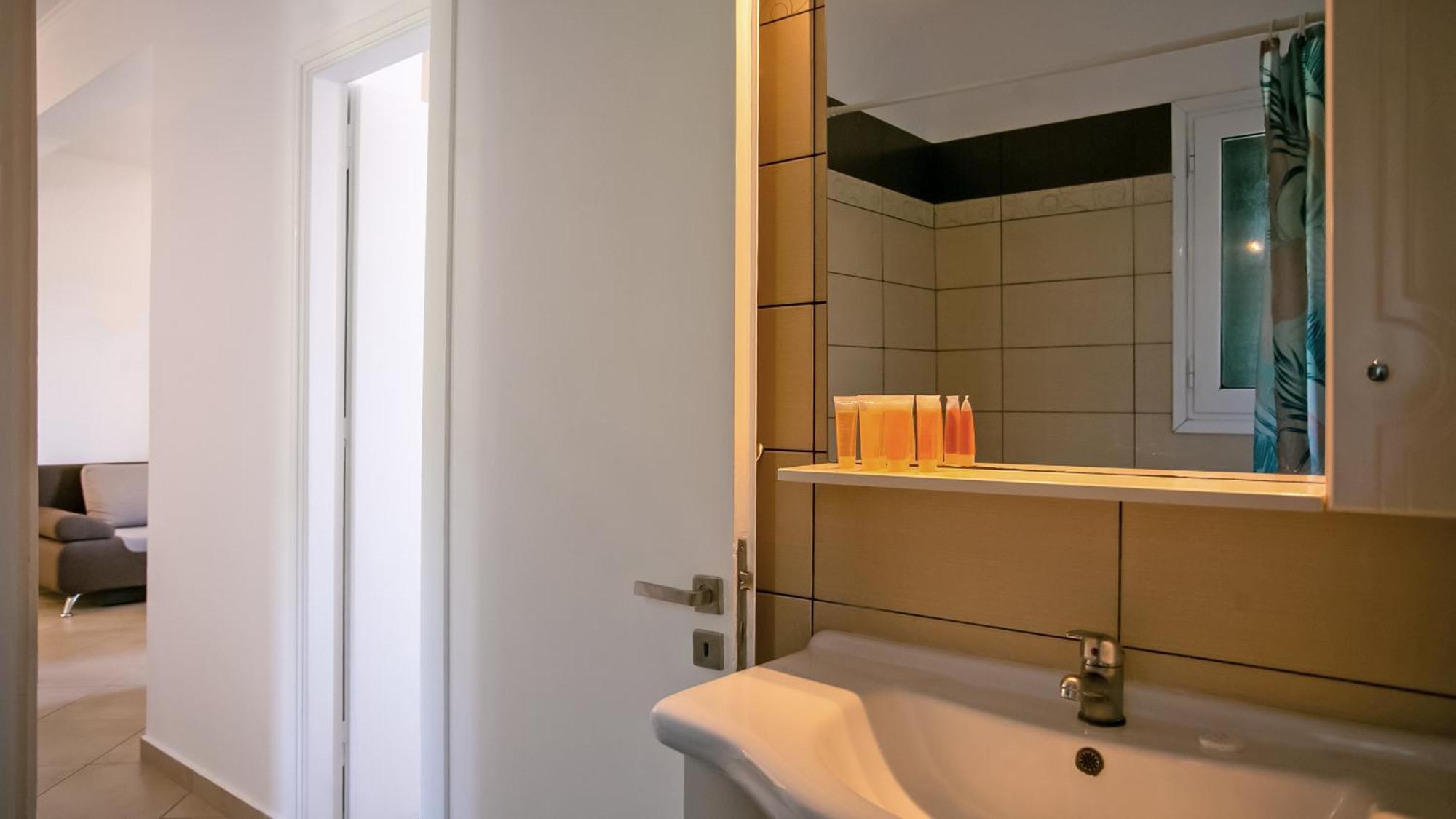 Ionian Grand Apartment Kornata Luaran gambar